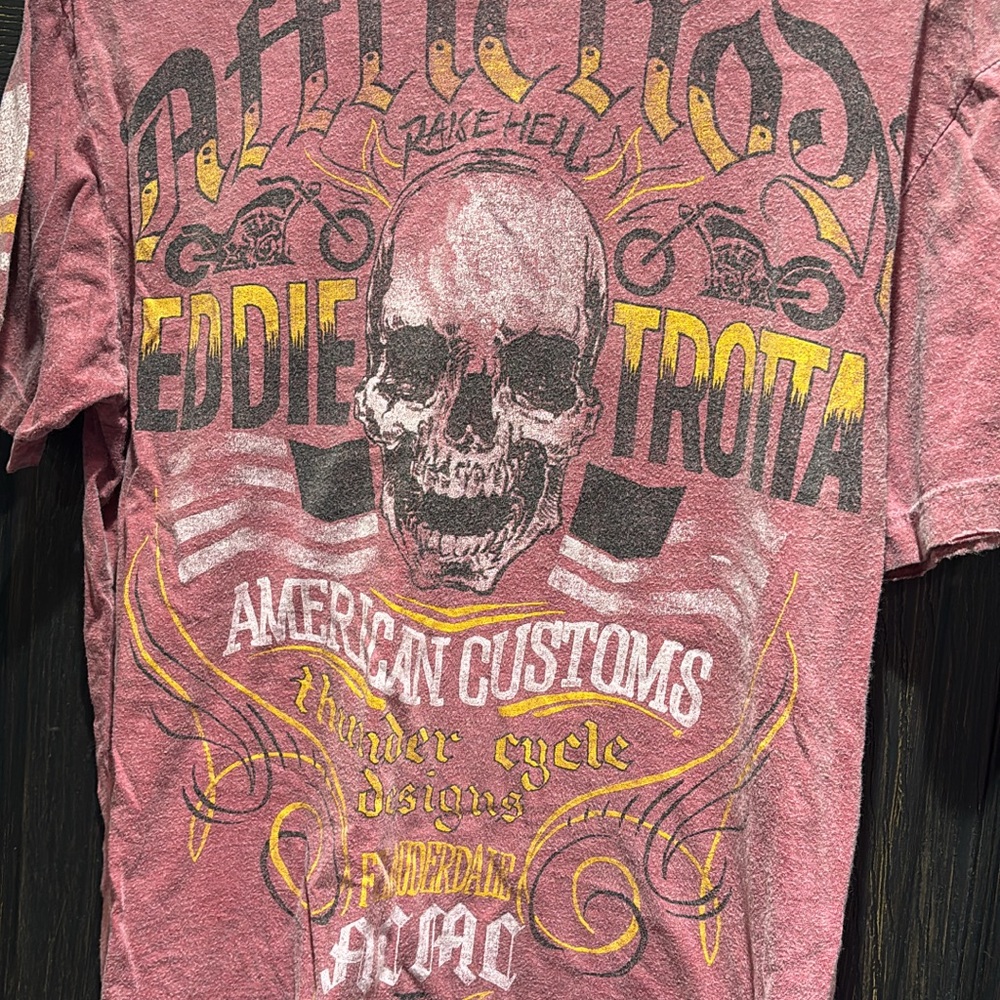 Affliction Res Graphic Tee with Skull Design